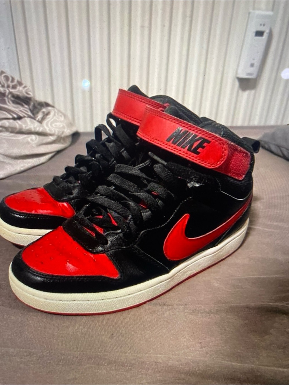 Nike Kids High-Top Sneakers in Black & Red
